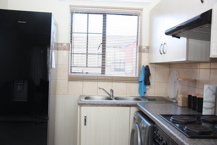 2 Bedroom Property for Sale in Hillside Free State
